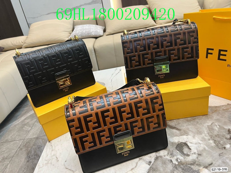 GC - Shoulder - 2693