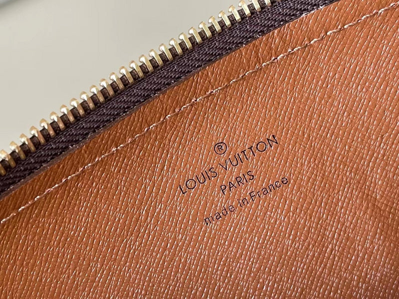 LOV - Luxurious Totes - 1992