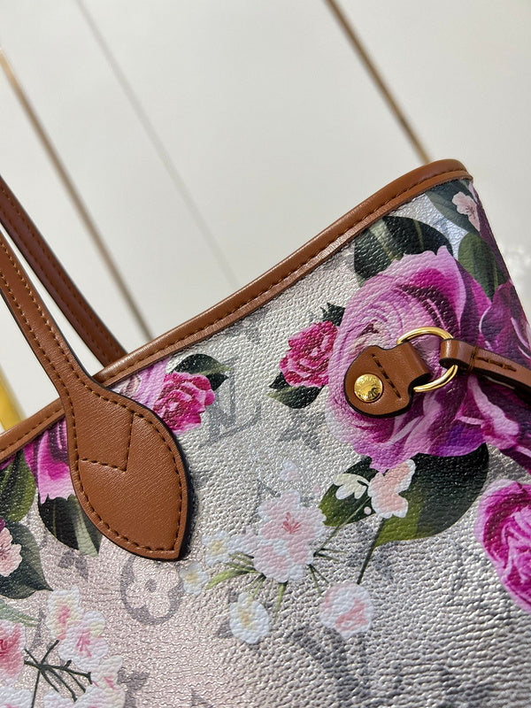 LOV - Luxurious Totes - 1061