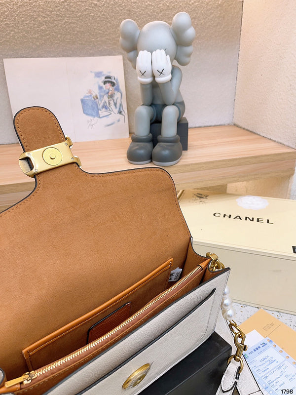 Luxurious Totes - CCH2 Bags - 019