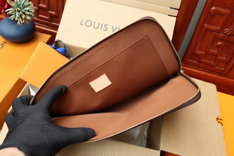 LOV - Luxurious Totes - 1782
