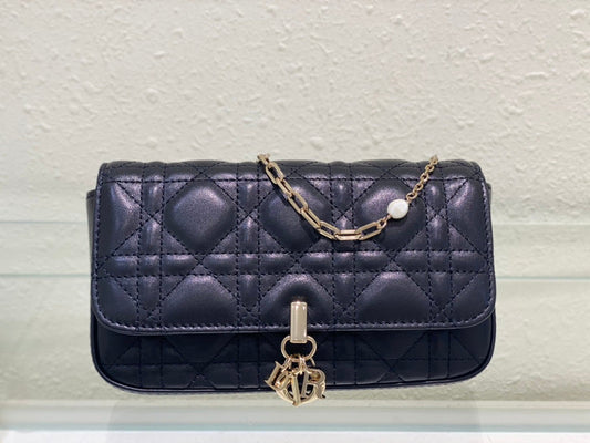 Luxurious Totes - Latest - 6195