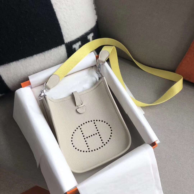 Luxurious Totes - Latest - 6836