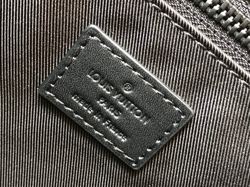 LOV - Luxurious Totes - 1926