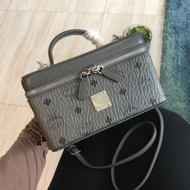 Luxurious Totes - Latest - 7830
