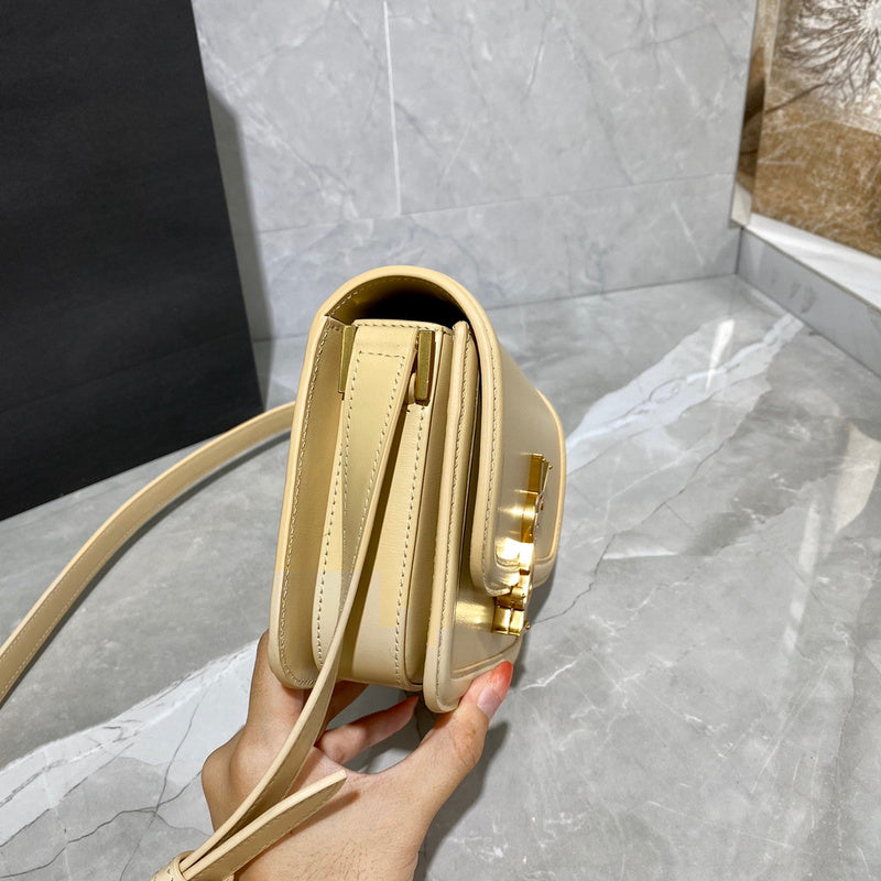 Luxurious Totes - Latest - 9641