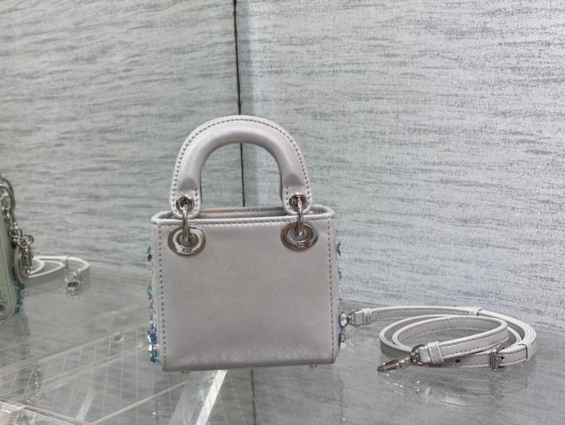 Luxurious Totes - Latest - 6397