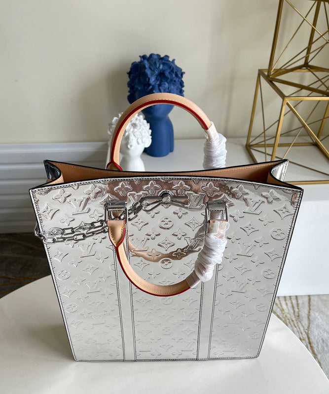LOV - Luxurious Totes - 2327