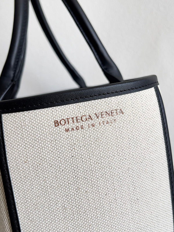 Luxurious Totes - Latest - 6980