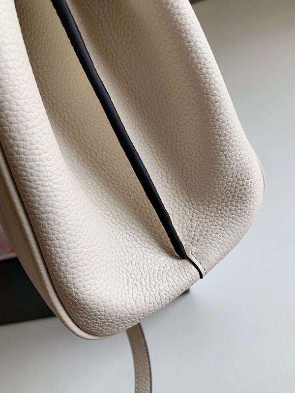Luxurious Totes - Latest - 10054