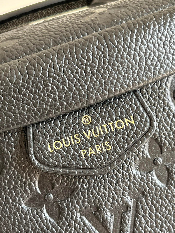 LOV - Luxurious Totes - 2067