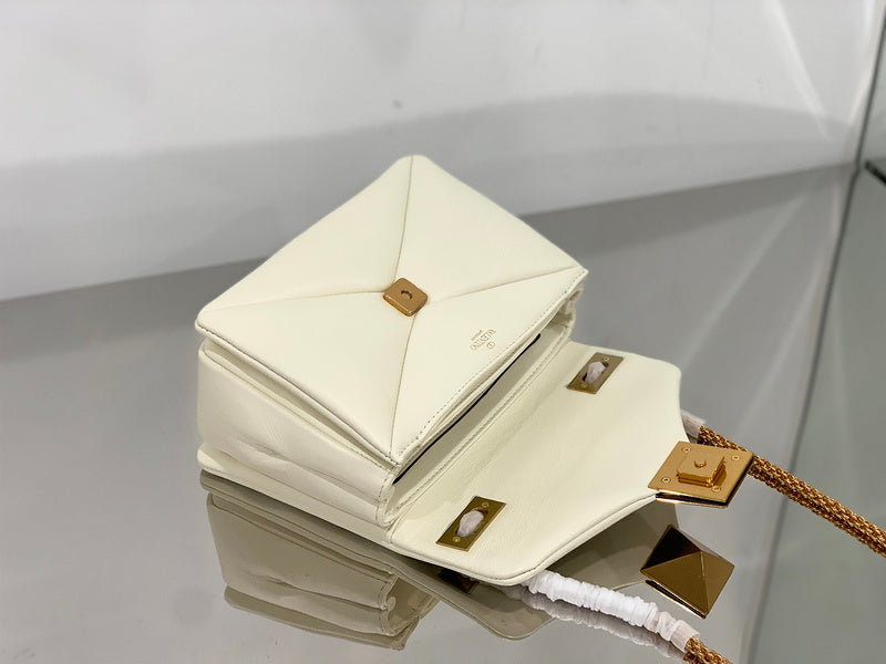 Luxurious Totes - Latest - 4450