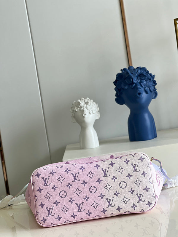 LOV - Luxurious Totes - 1477