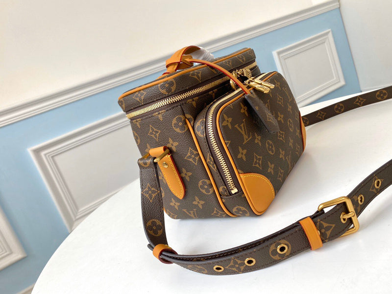 Luxurious Totes - Latest - 2744