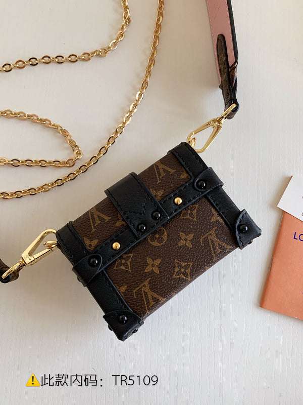 Luxurious Totes - Latest - 2432