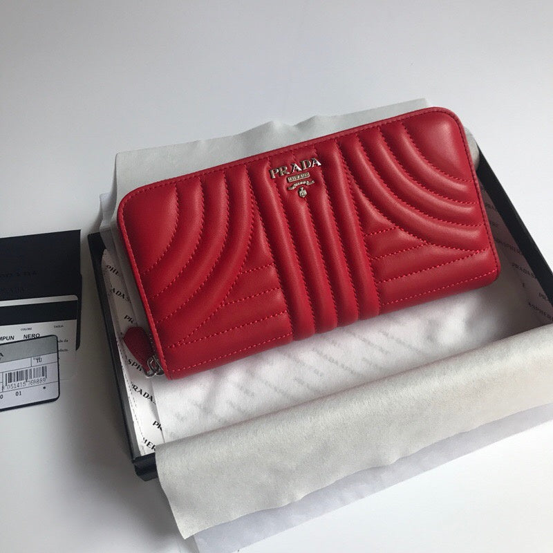 Luxurious Totes - Latest - 10202