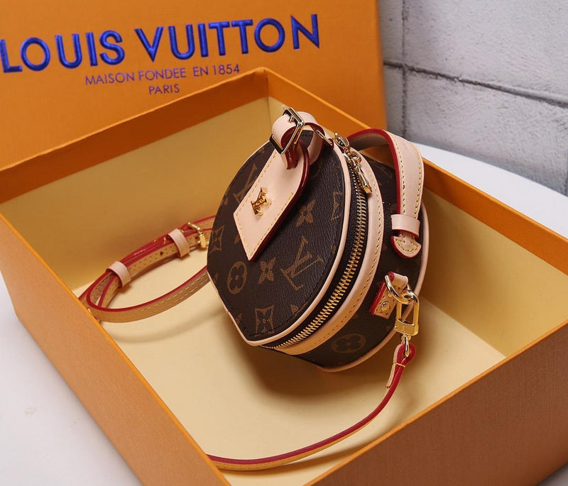 LOV - Luxurious Totes - 2698