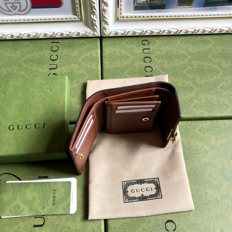GUI - Luxurious Totes - 178