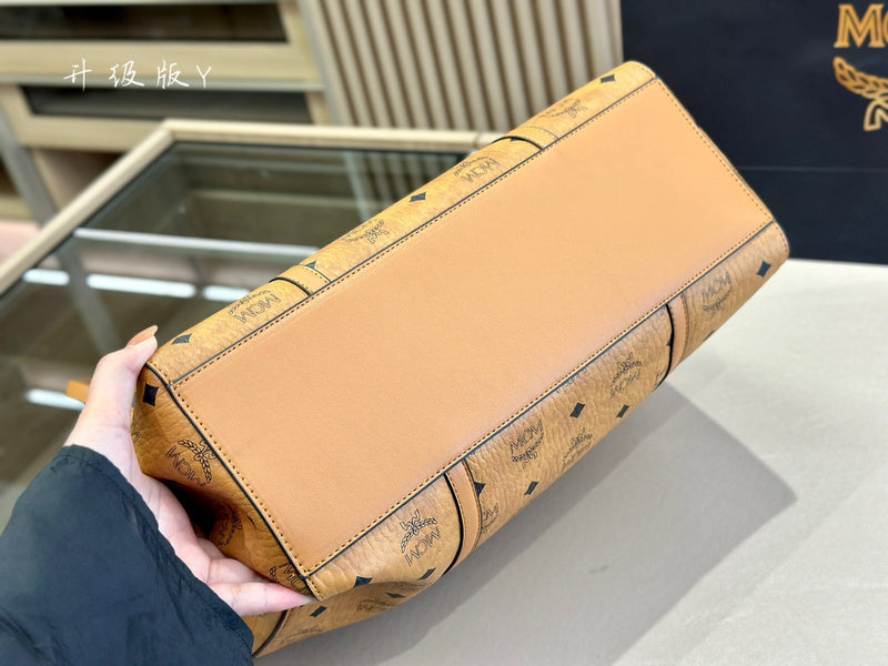 Luxurious Totes - CMM Bags - 030