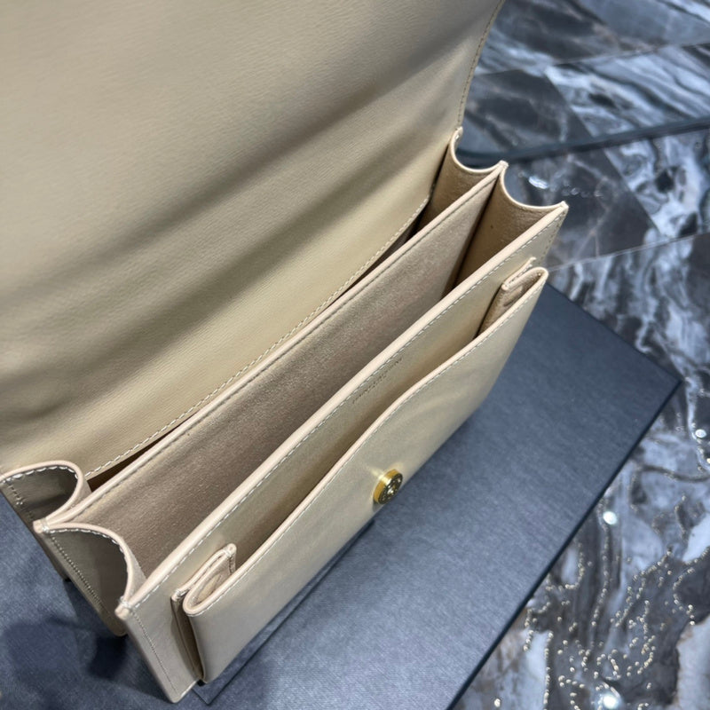 Luxurious Totes - Latest - 8539