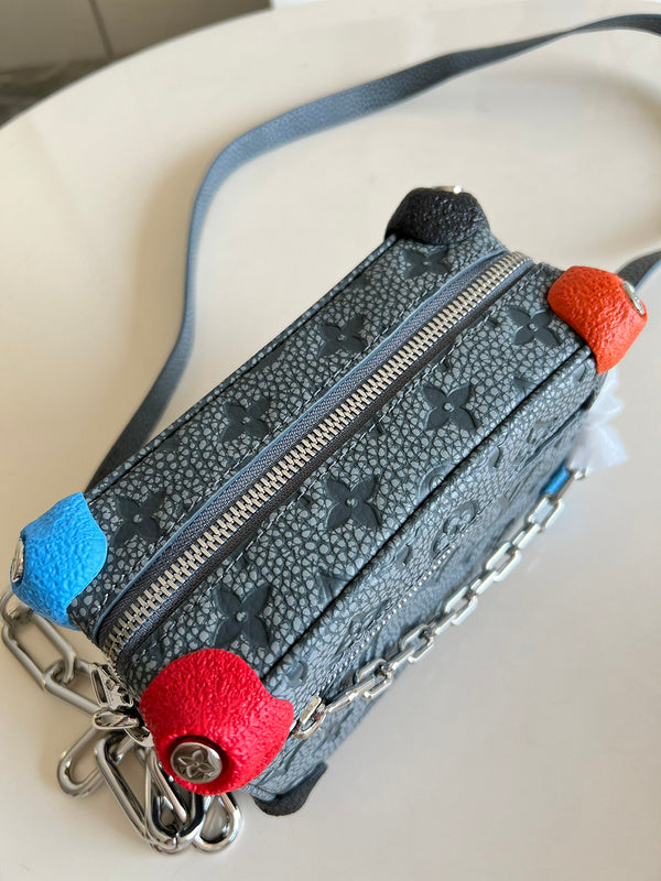 LOV - Luxurious Totes - 1109
