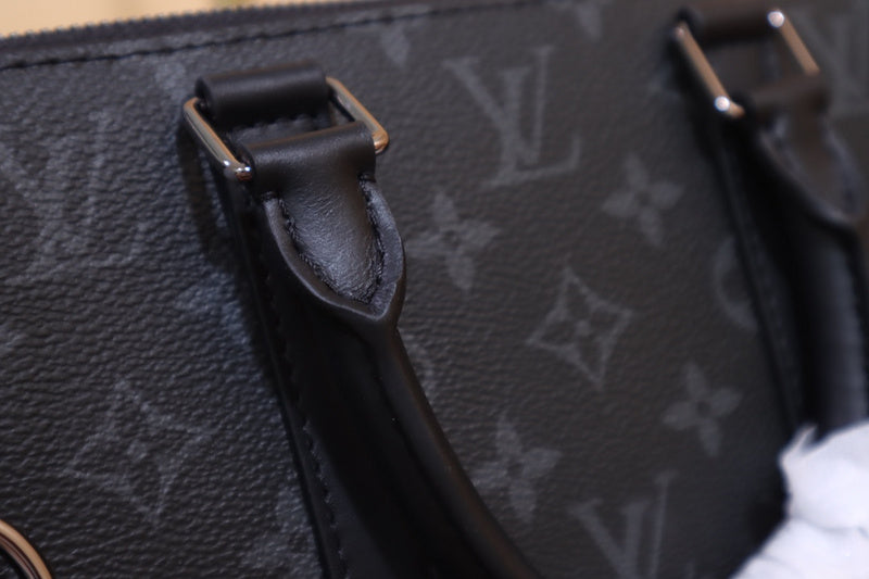 LOV - Luxurious Totes - 1571