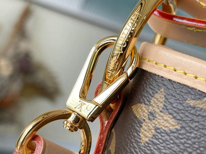 LOV - Luxurious Totes - 1667