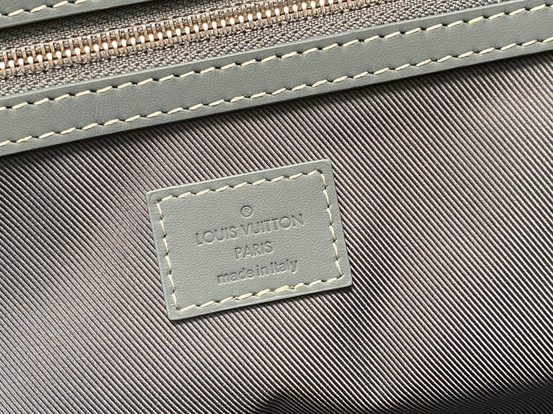 LOV - Luxurious Totes - 038