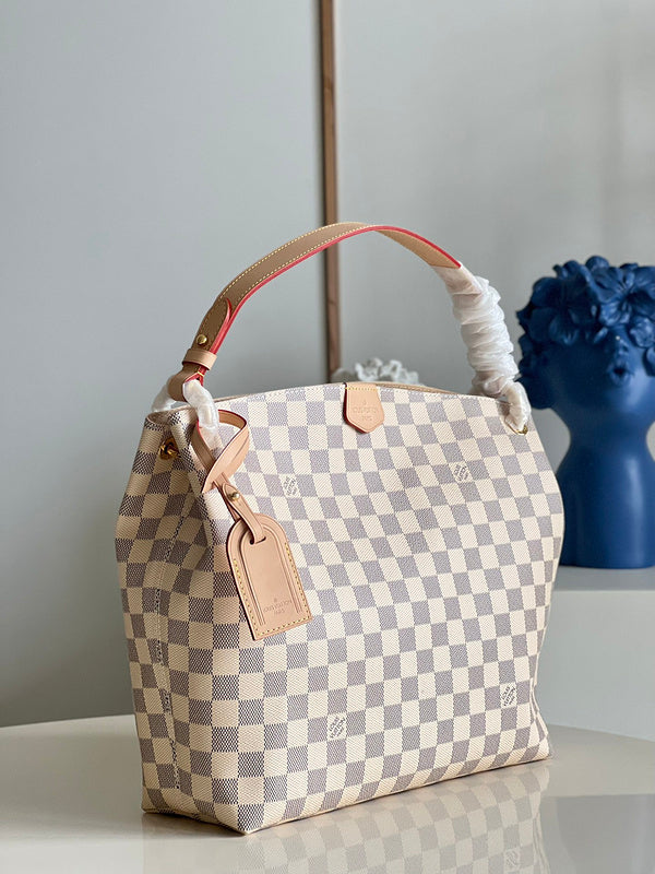 LOV - Luxurious Totes - 2008