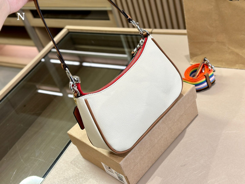 Luxurious Totes - CCH2 Bags - 073