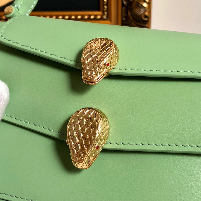 Luxurious Totes - Latest - 4900