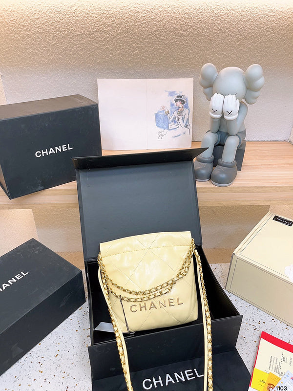 Luxurious Totes - CNL3 Bags - 108