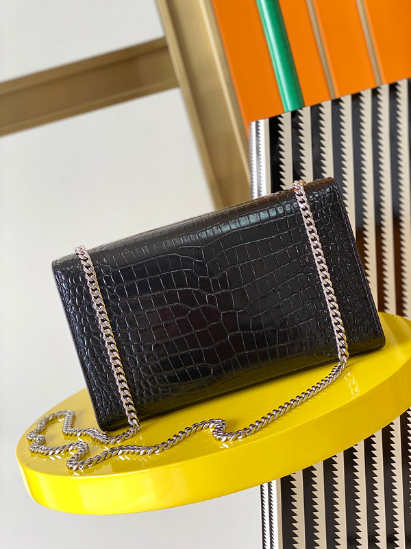 Luxurious Totes - Latest - 8111