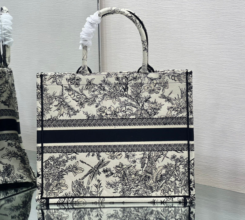 Luxurious Totes - Latest - 6270