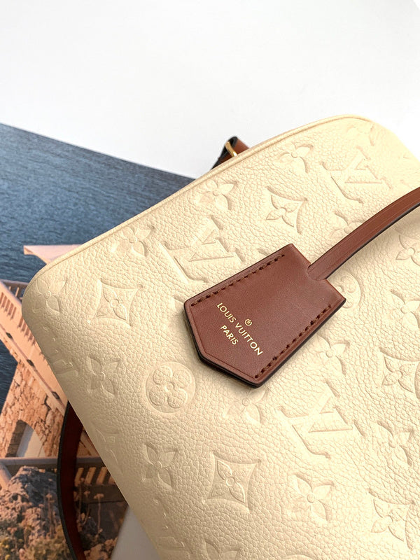Luxurious Totes - Latest - 1805