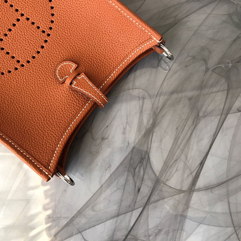 Luxurious Totes - Latest - 6835