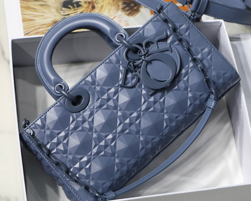 Luxurious Totes - Latest - 6441