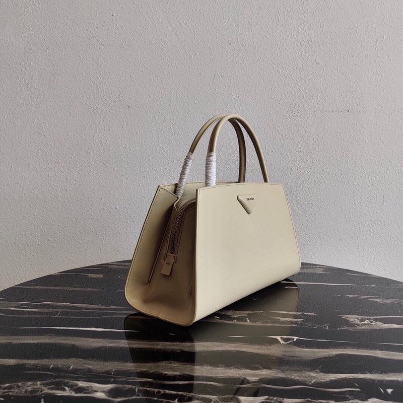 Luxurious Totes - Latest - 4710