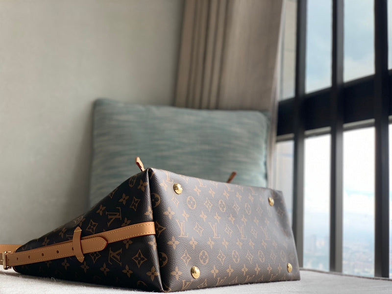 LOV - Luxurious Totes - 892