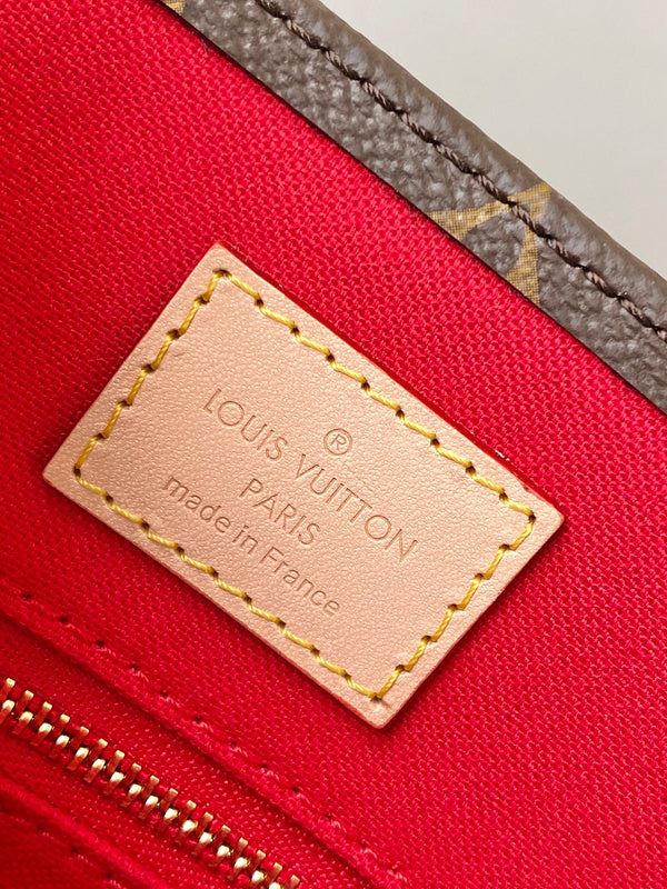 LOV - Luxurious Totes - 1158