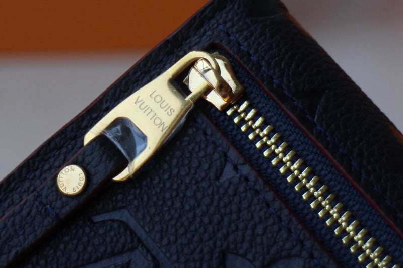 Luxurious Totes - Latest - 854