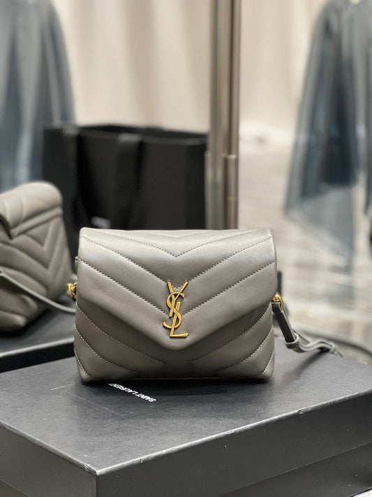 Luxurious Totes - Latest - 8273