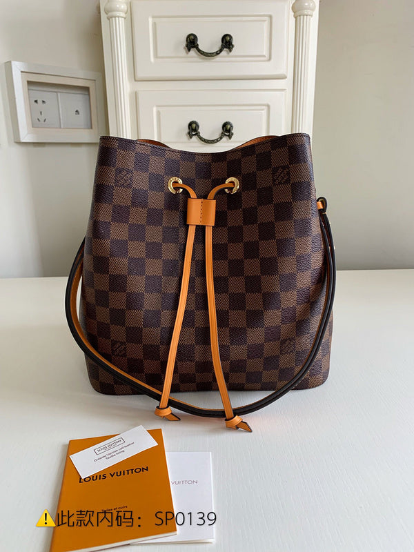 Luxurious Totes - Latest - 9765