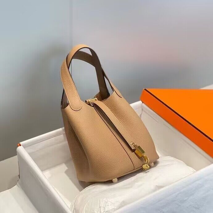 HMS - Luxurious Totes - 002