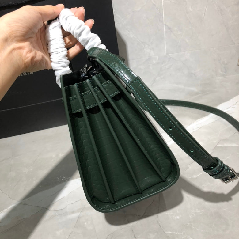 Luxurious Totes - Latest - 9482
