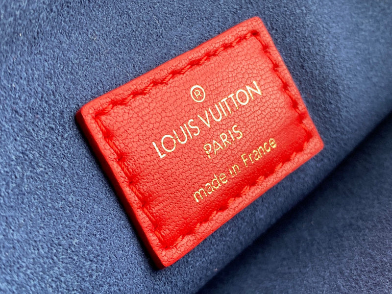 LOV - Luxurious Totes - 1189