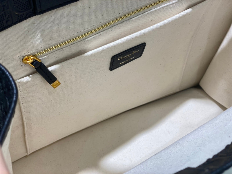 Luxurious Totes - Latest - 6344