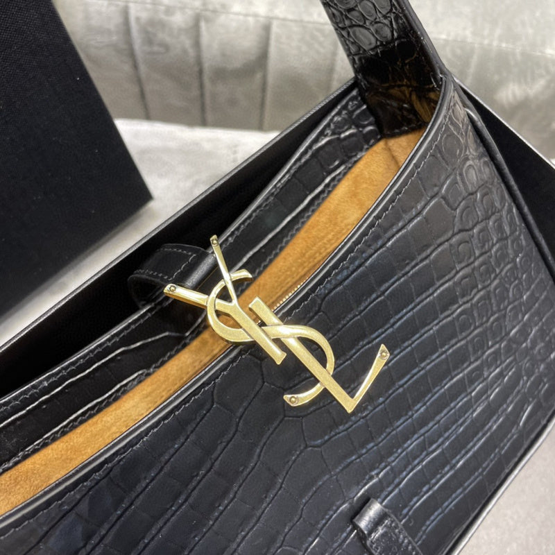 Luxurious Totes - Latest - 8828