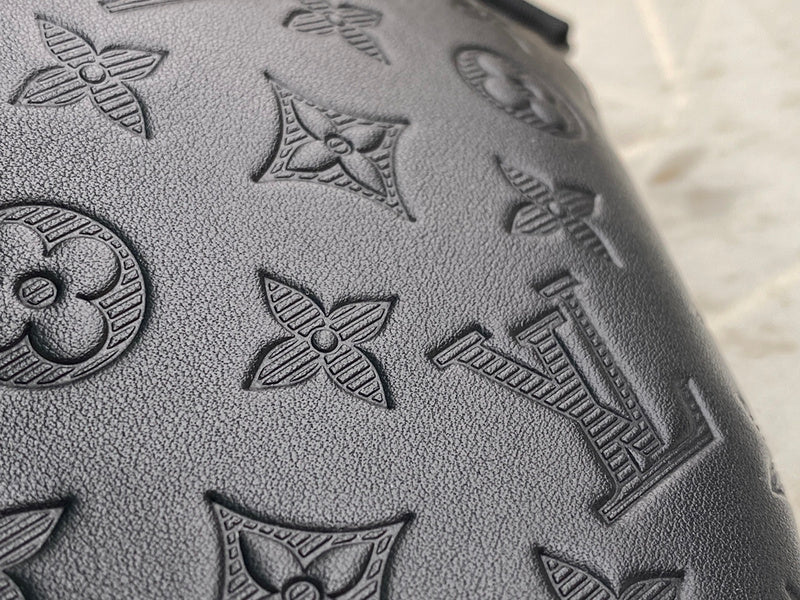 LOV - Luxurious Totes - 2035
