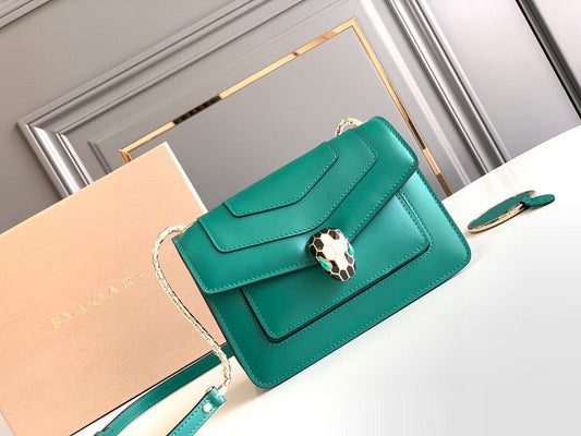 Luxurious-Totes - BVLGA Bags - 804